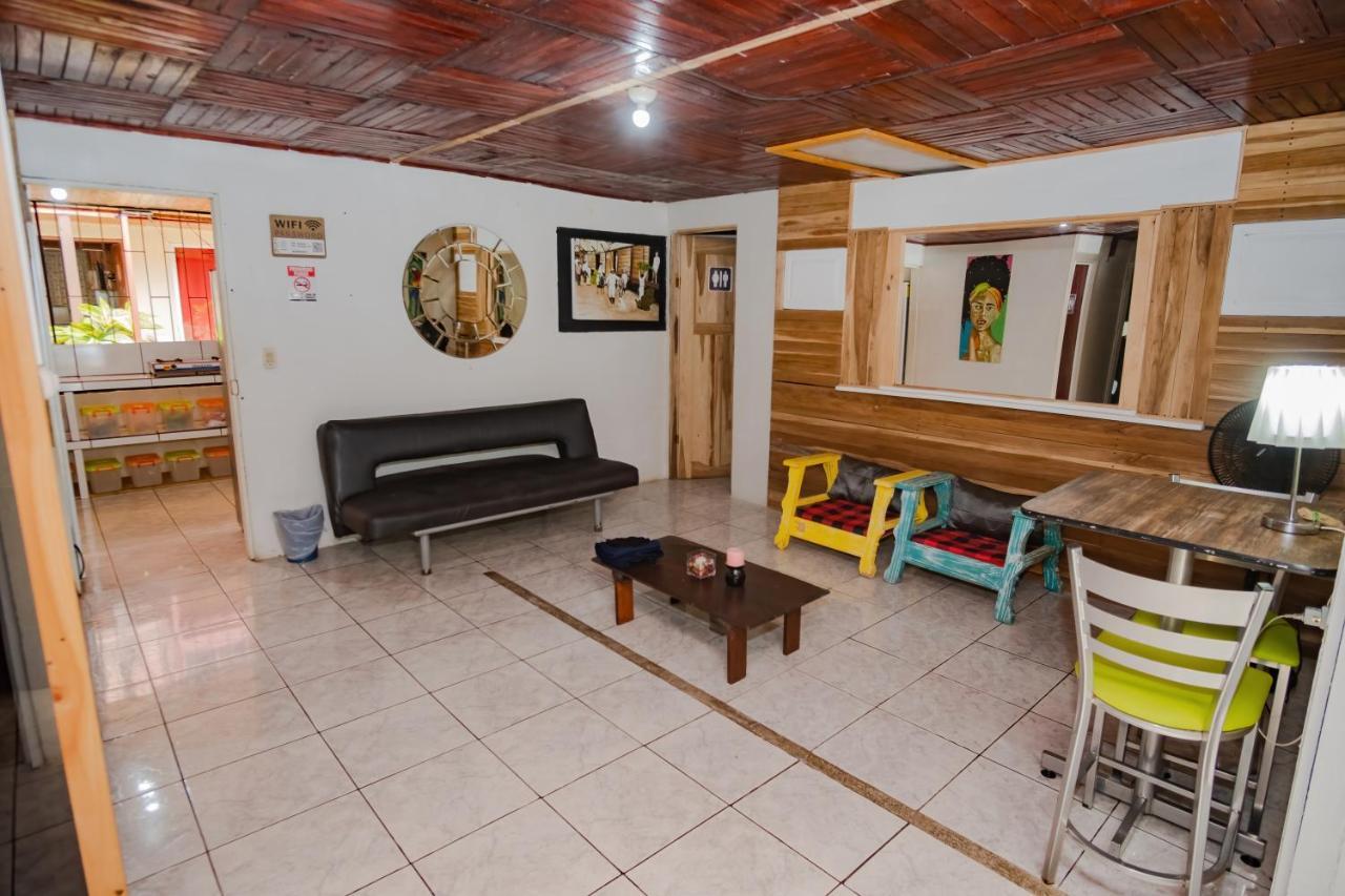 Rio Danta Hostel La Fortuna Exteriér fotografie