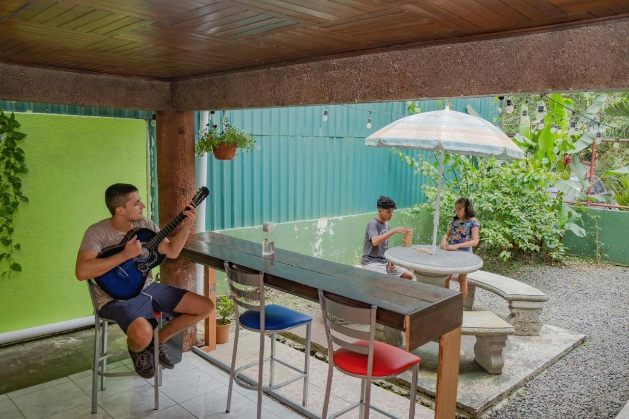 Rio Danta Hostel La Fortuna Exteriér fotografie