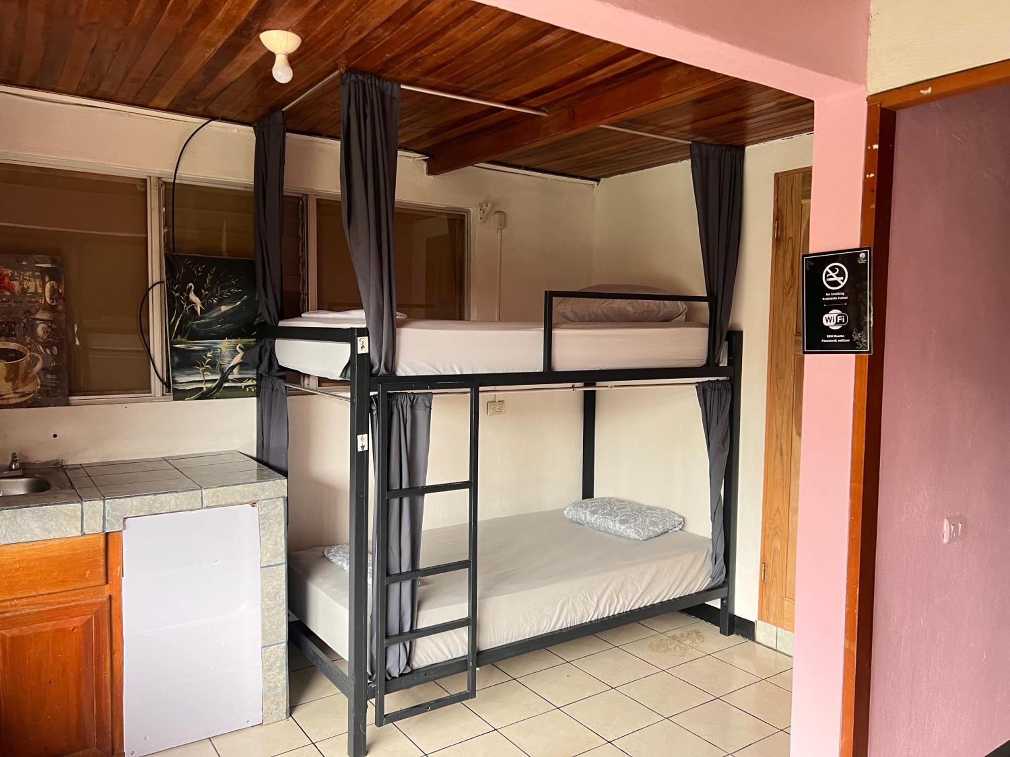 Rio Danta Hostel La Fortuna Exteriér fotografie