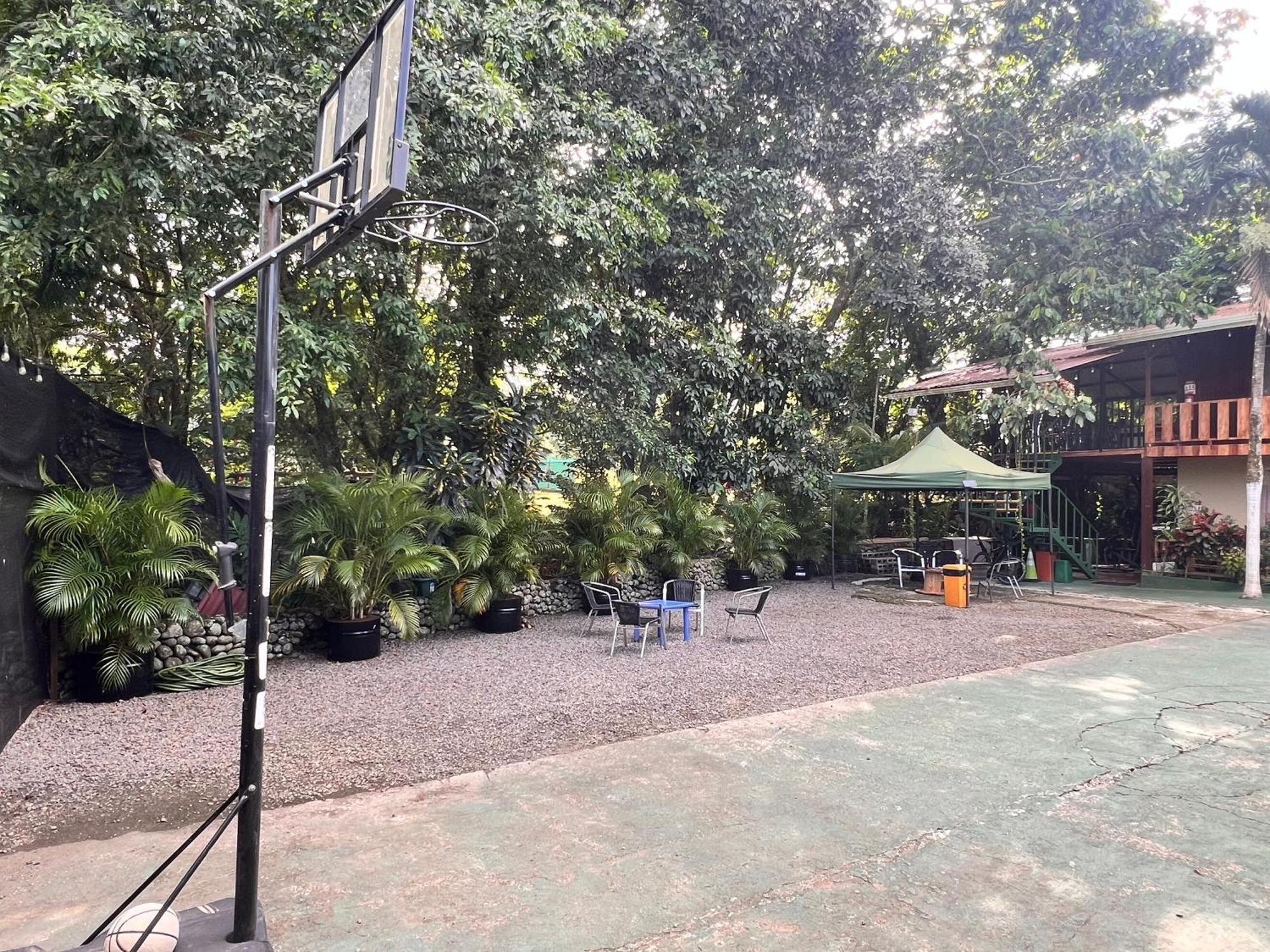 Rio Danta Hostel La Fortuna Exteriér fotografie