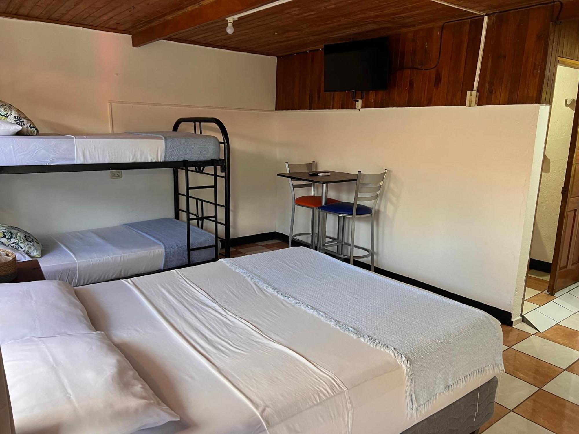 Rio Danta Hostel La Fortuna Exteriér fotografie