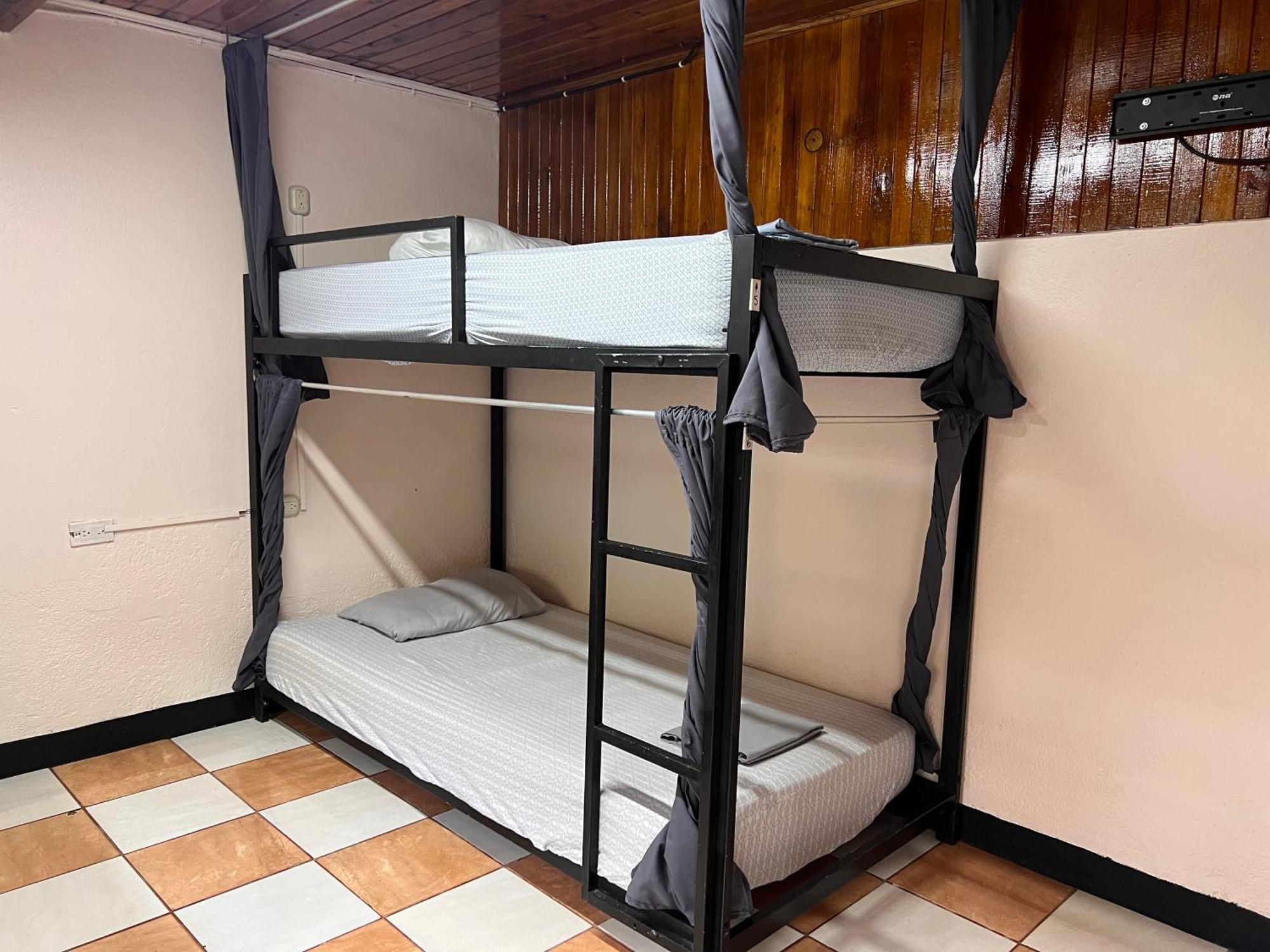 Rio Danta Hostel La Fortuna Exteriér fotografie