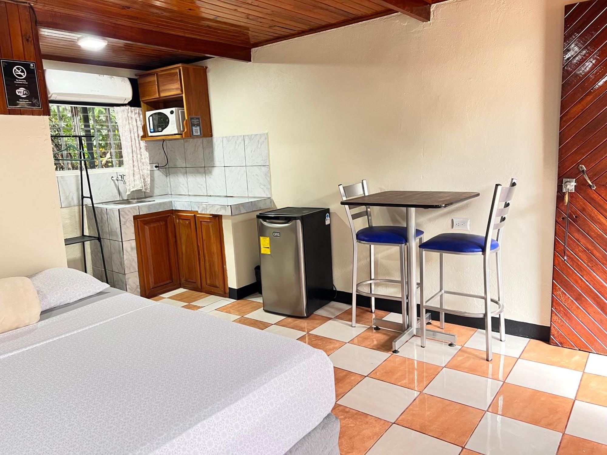 Rio Danta Hostel La Fortuna Exteriér fotografie